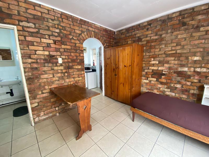 To Let 1 Bedroom Property for Rent in Grahamstown Central Eastern Cape